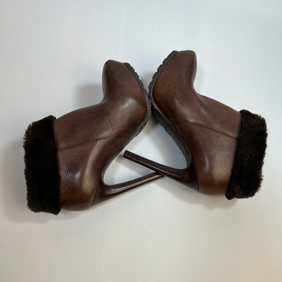 Guess Ivorie Brown Booties Size 6 - Picture 10 of 16